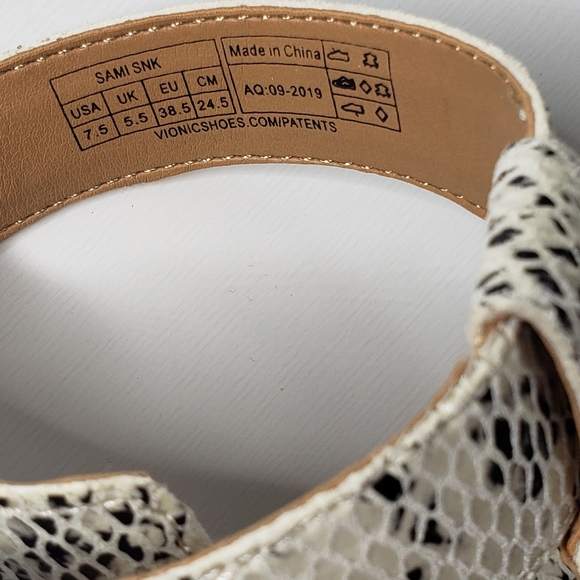 Vionic Sami Snakeskin Leather Strappy Stacked Heel Coushioned Gladiator Sandals - Picture 6 of 16